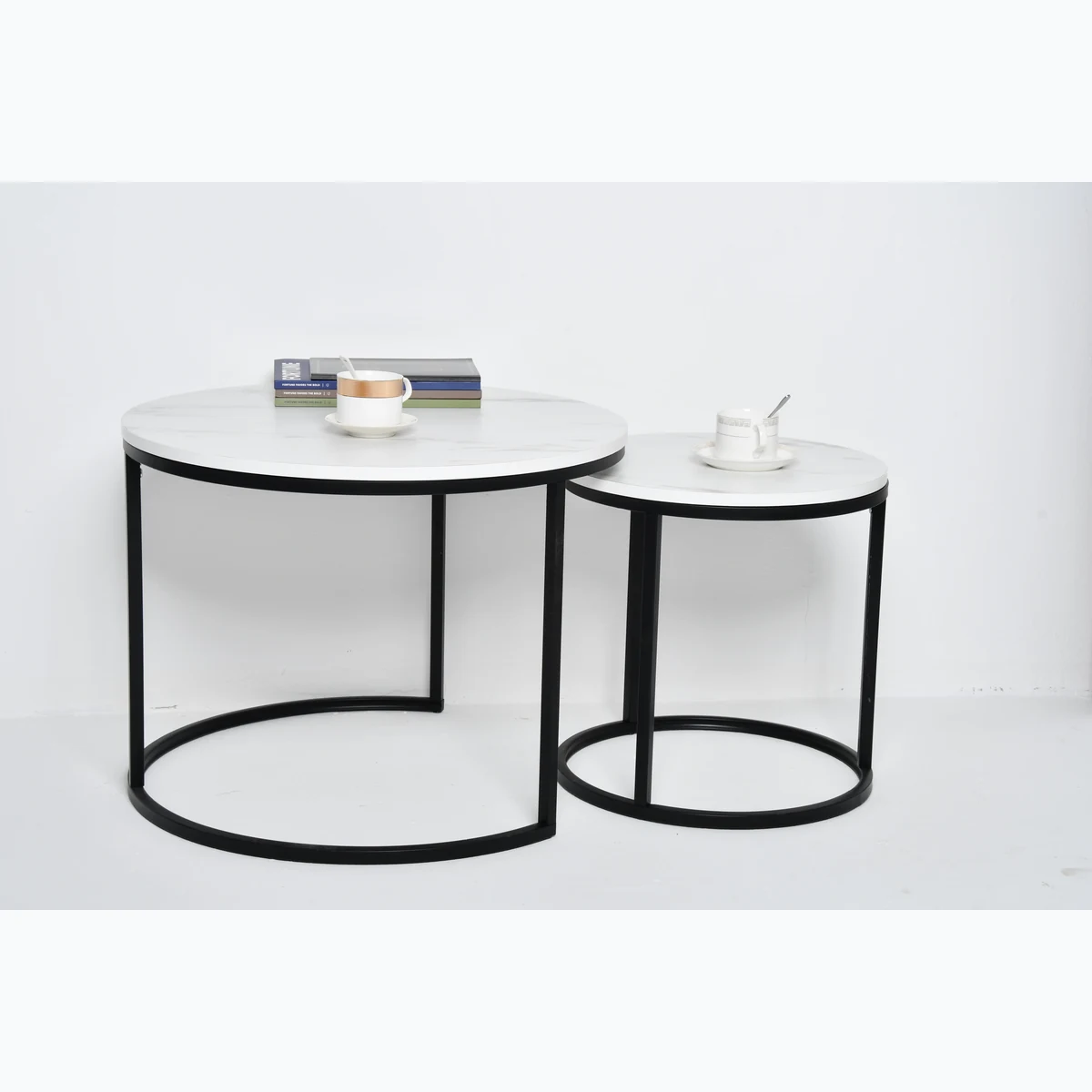 Nordic Solid Wood Round Coffee Accent Table