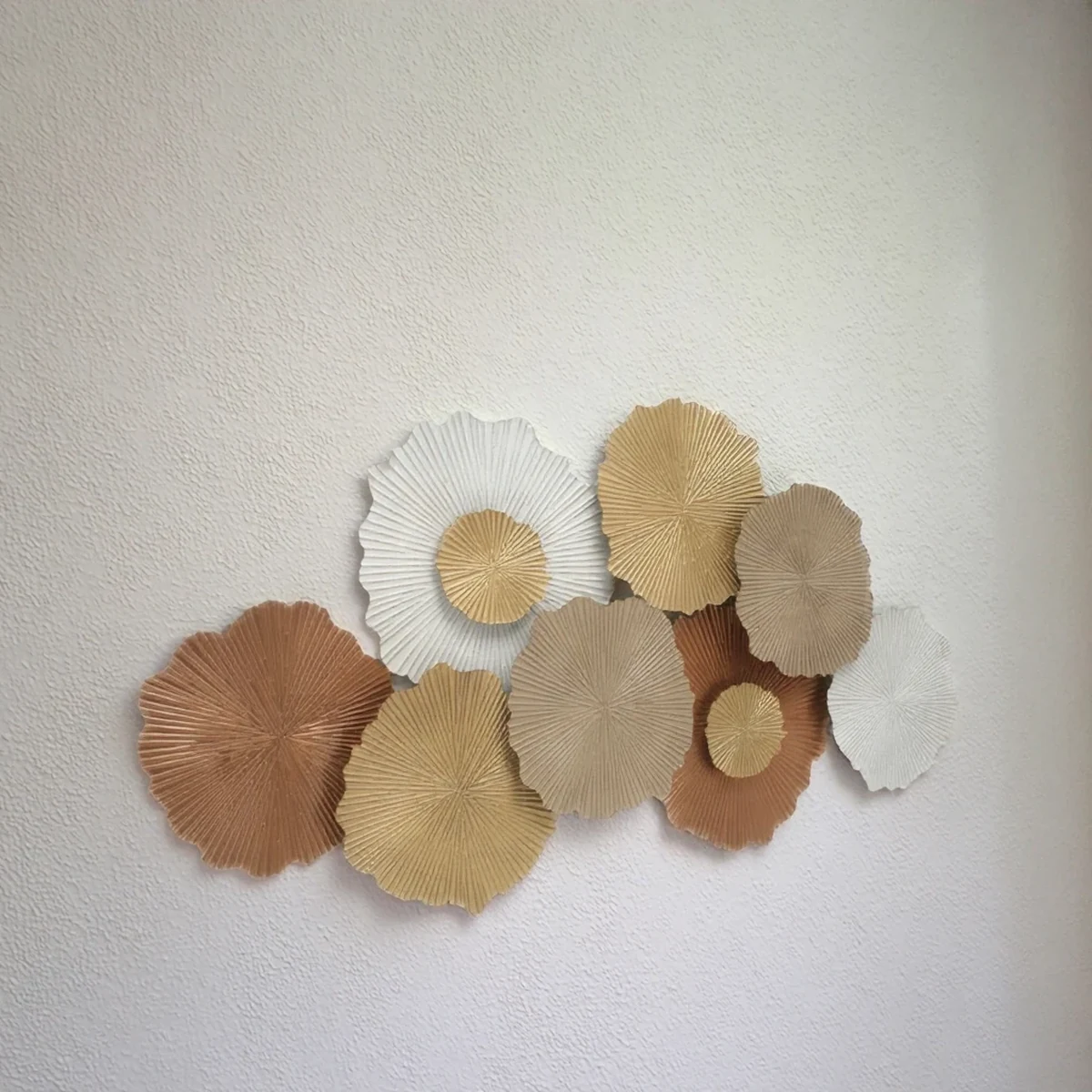 Rustic Metal Round Wall Decor
