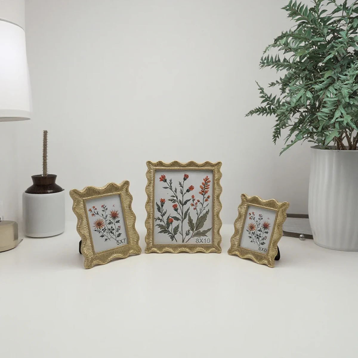 Retro Resin Picture Frame