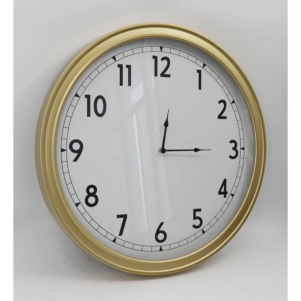 Nordic Metal Round Wall Clock