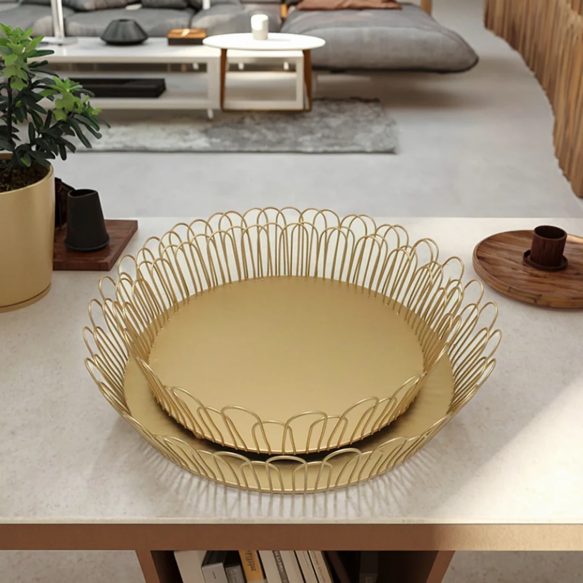 Modern Metal Round Decorative Tray