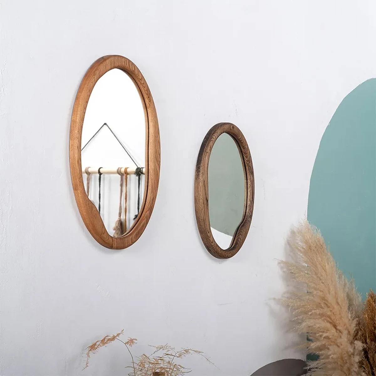 Antique Solid Wood Round Round Wall Mirror