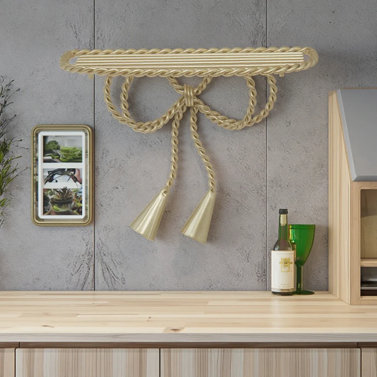 Classic Metal Floating Wall Shelf