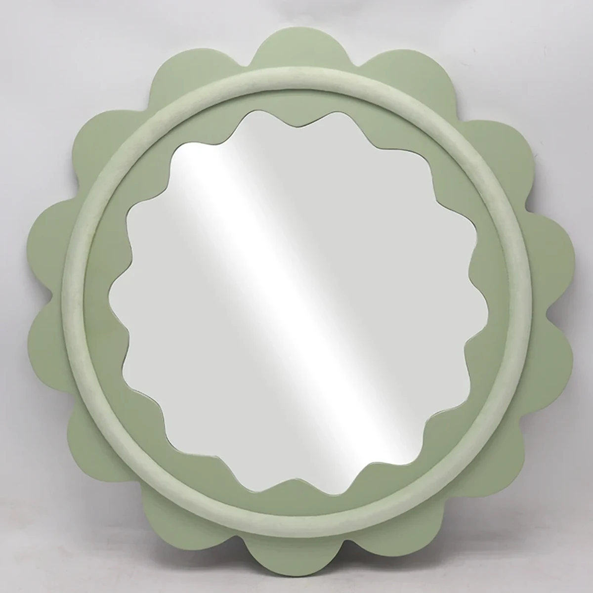 Modern Solid Wood Round Round Wall Mirror
