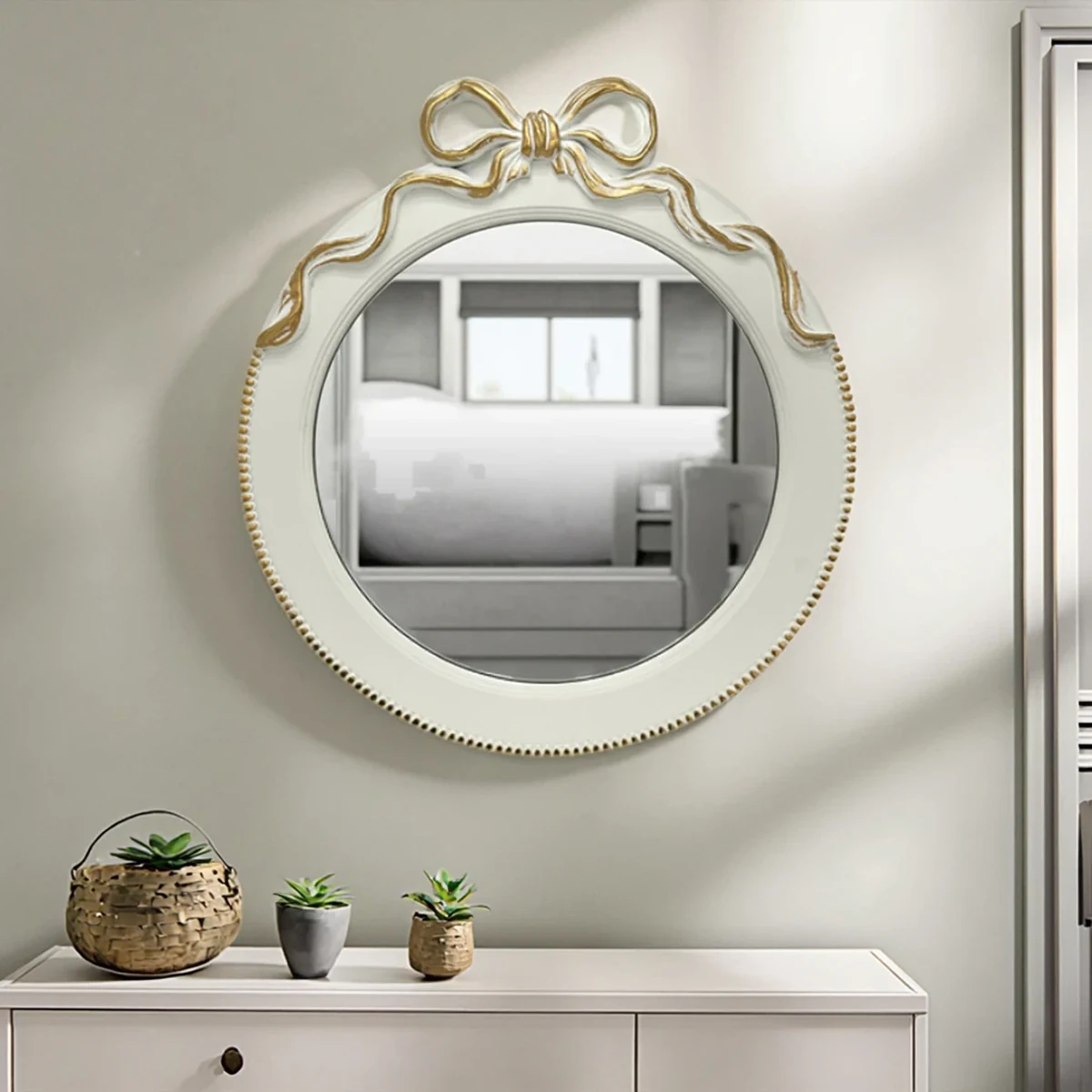 European Solid Wood Round Round Wall Mirror