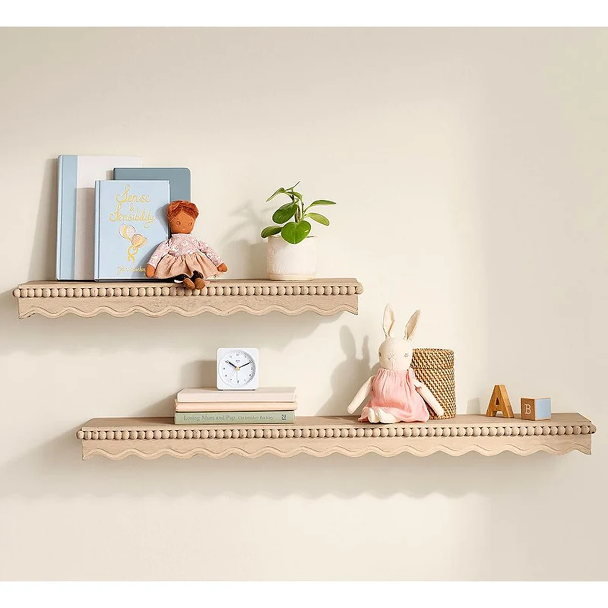 Farmhouse Solid Wood Floating Floating Wall Shelf
