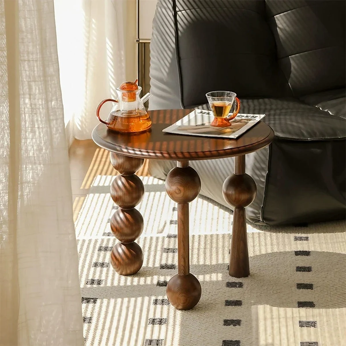 Retro Solid Wood Round Coffee Accent Table
