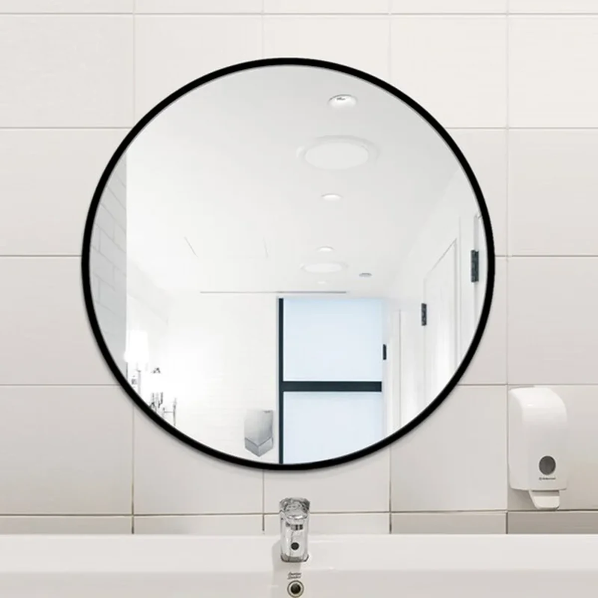 Classic Solid Wood Round Round Wall Mirror