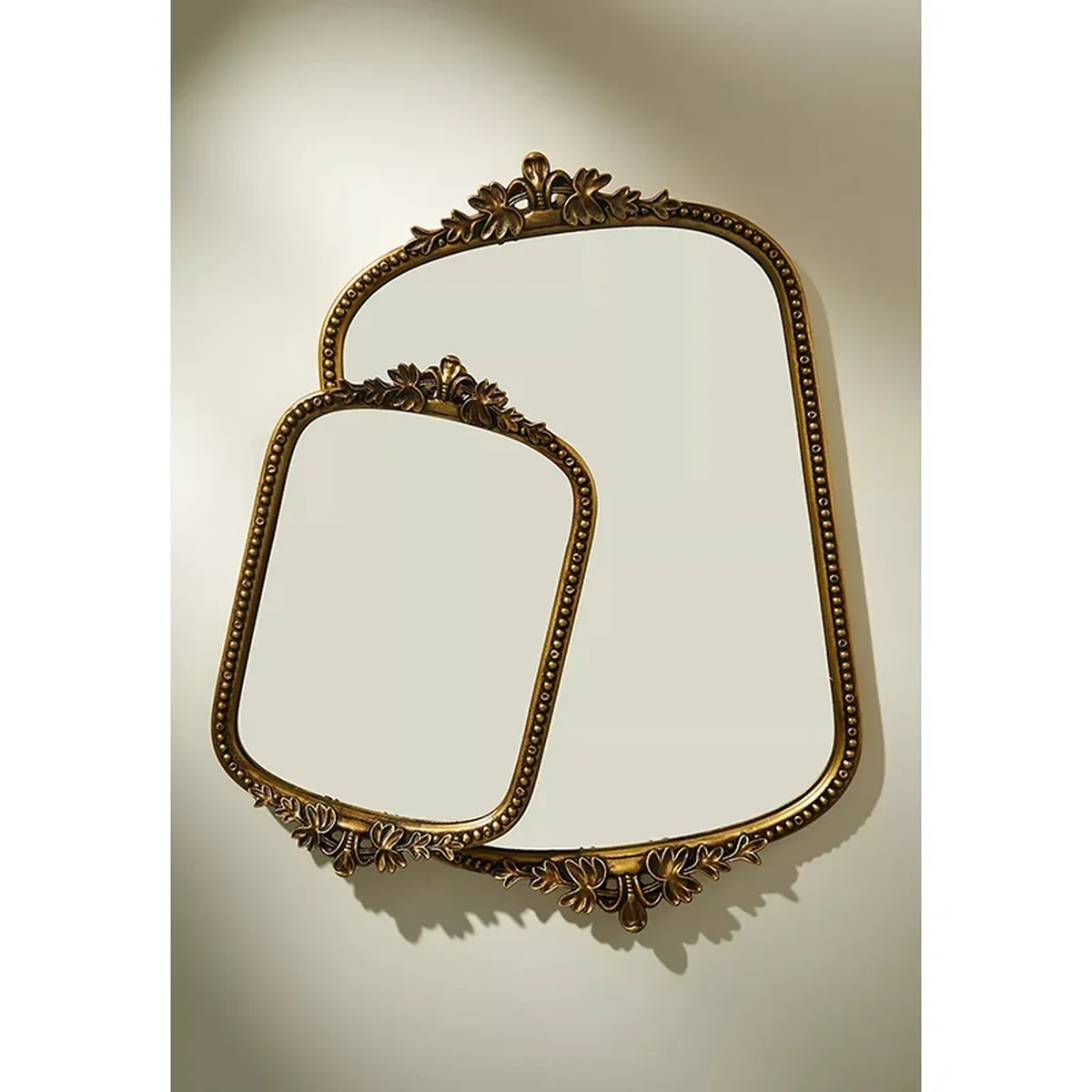 Classic Resin Wall Mirror