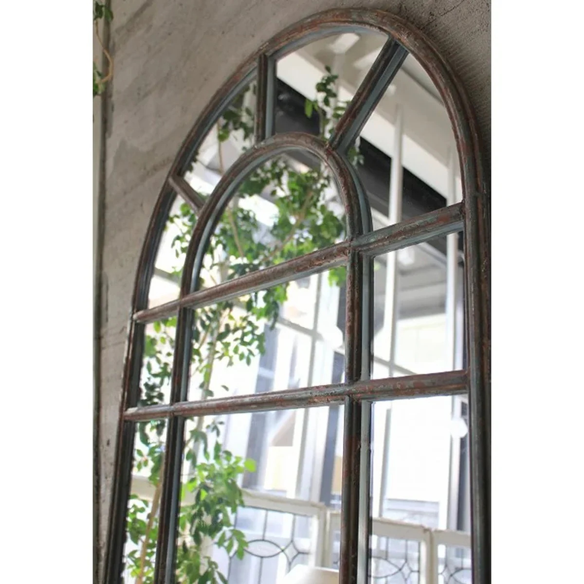 Vintage Metal Arch Full-Length Mirror
