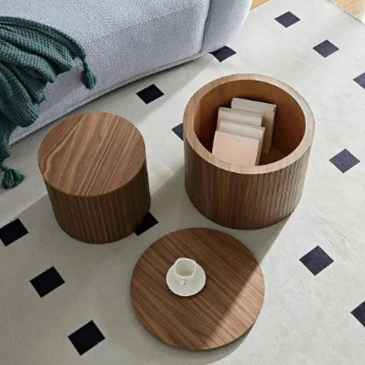Vintage Solid Wood Round Coffee Accent Table