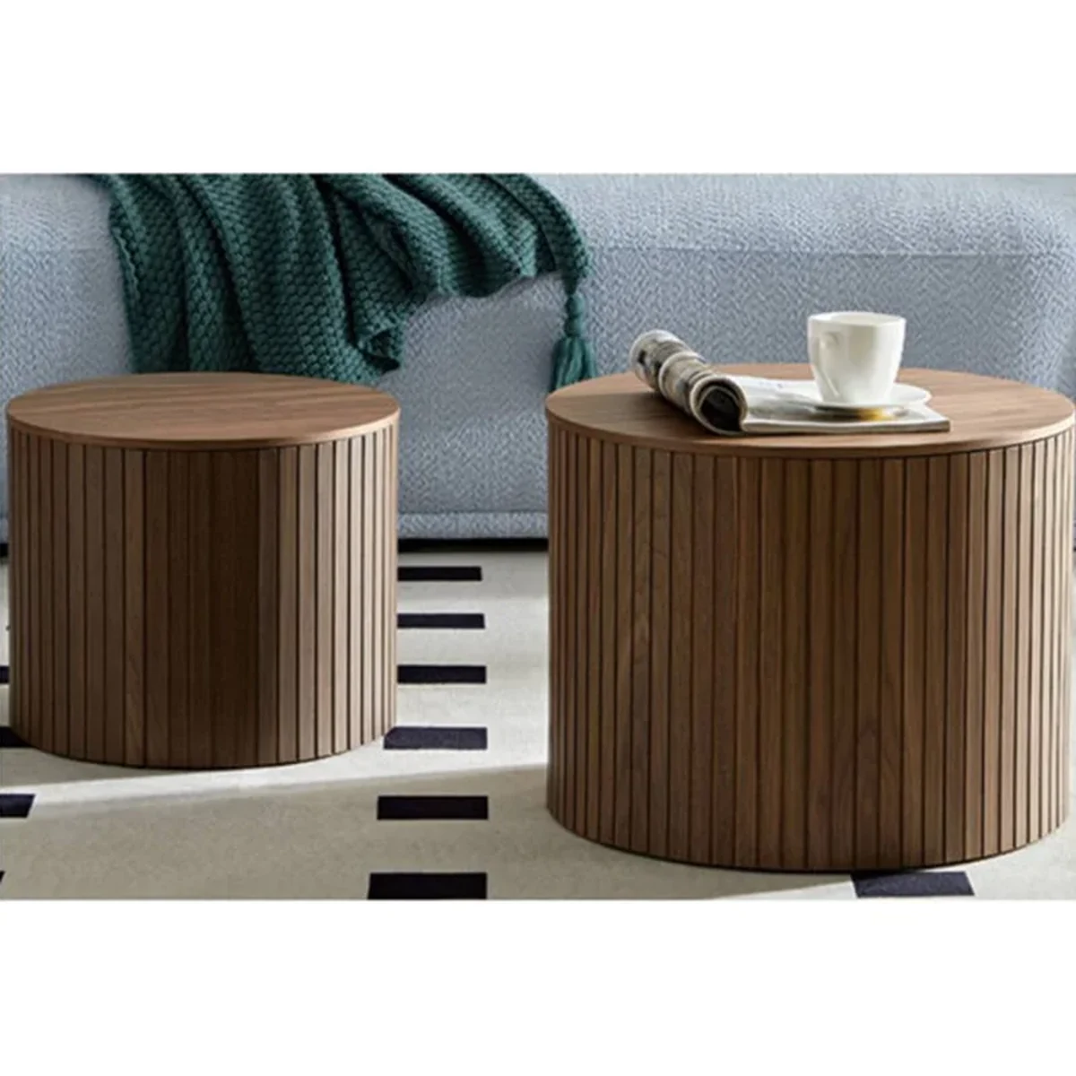 Vintage Solid Wood Round Coffee Accent Table