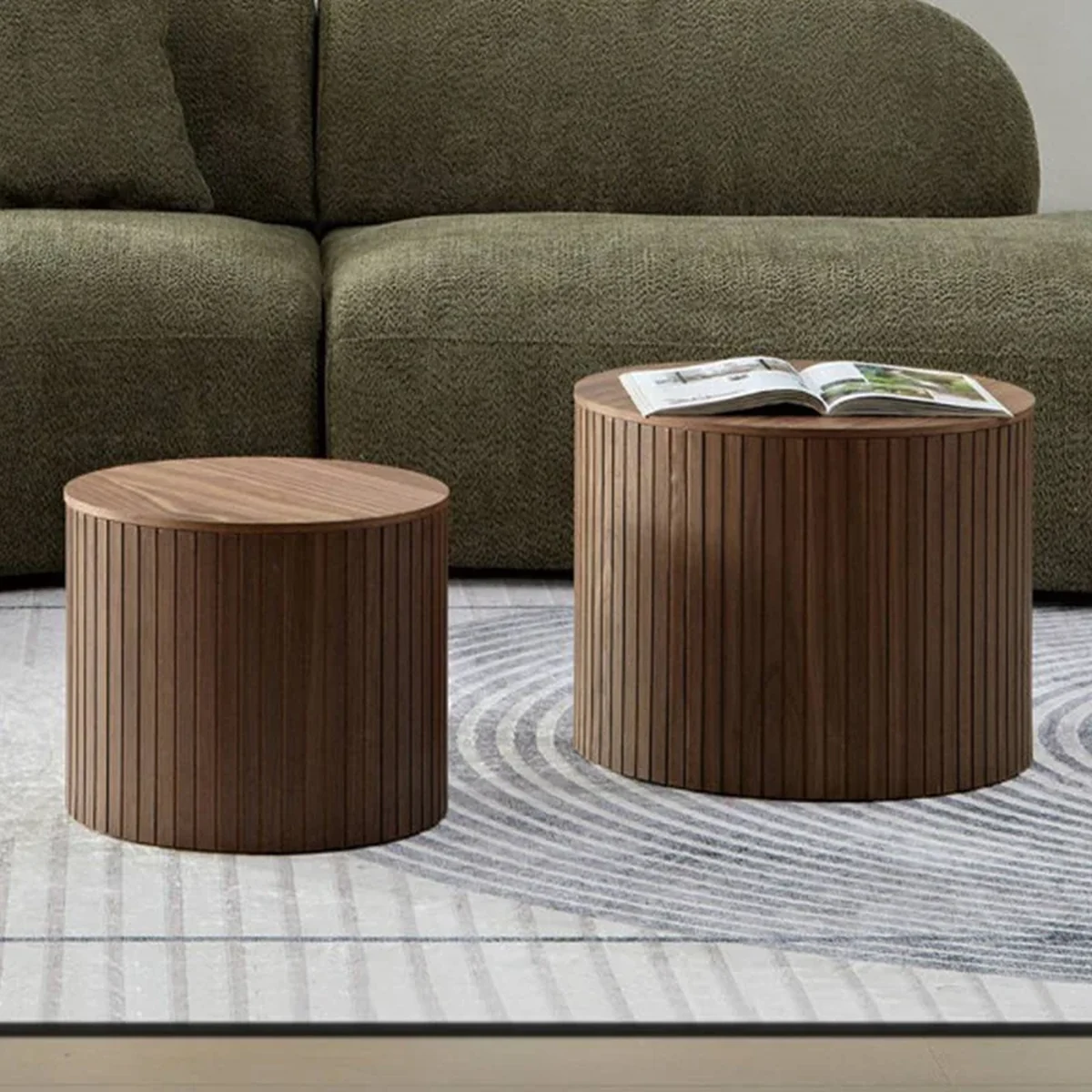 Vintage Solid Wood Round Coffee Accent Table