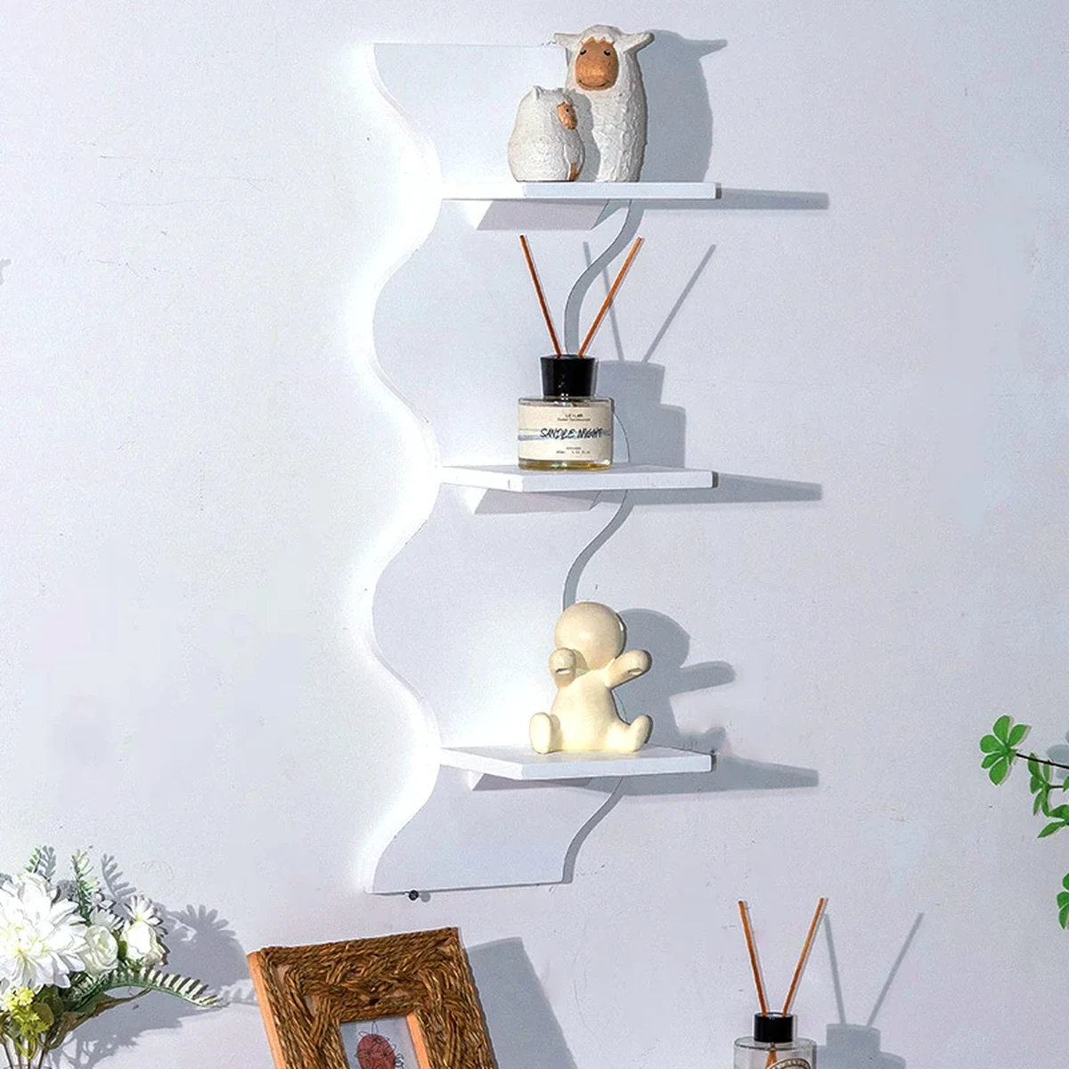 Modern Solid Wood 3-Tier Floating Wall Shelf